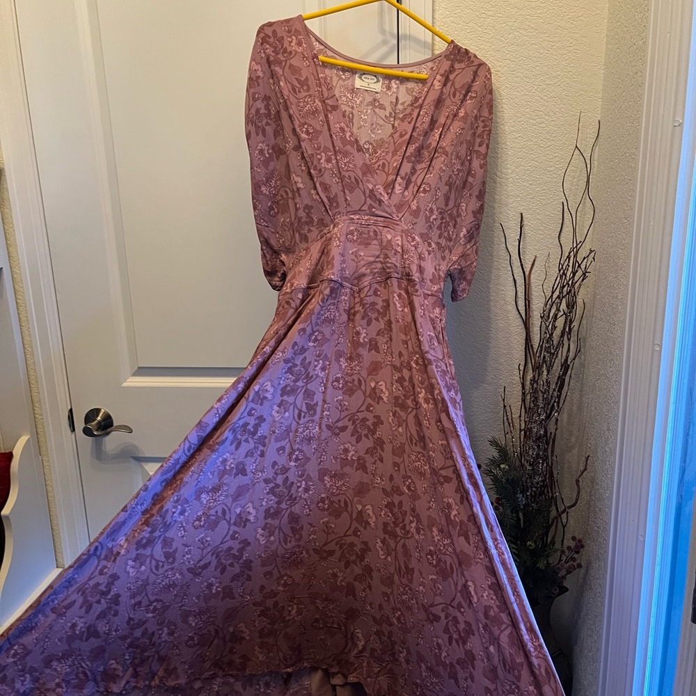 Flattering Joyfolie dress